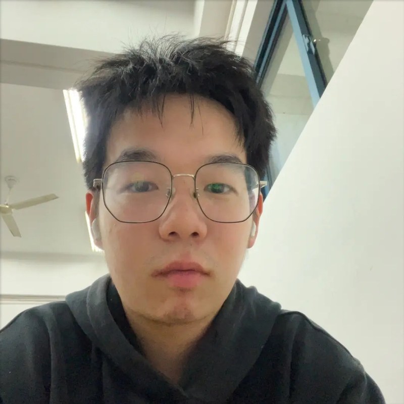 Portrait of Zipeng Ling